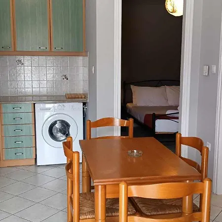 Andros Guesthouses Chambre photo