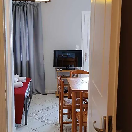 Andros Guesthouses Chambre photo